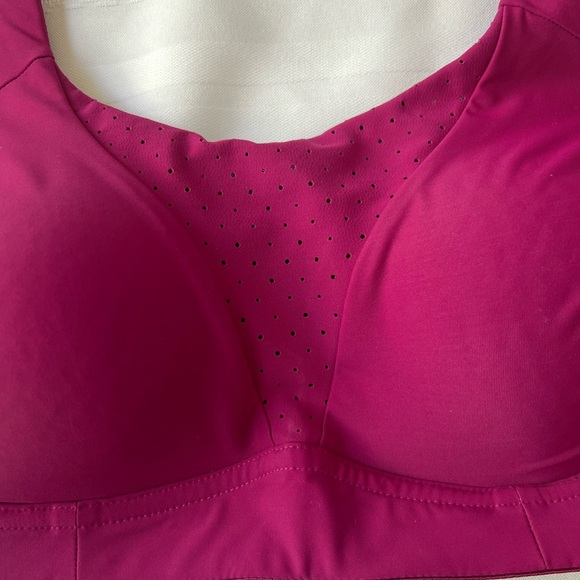 Lululemon | Run Times High Support Bra | Size 34C - Picture 2 of 12